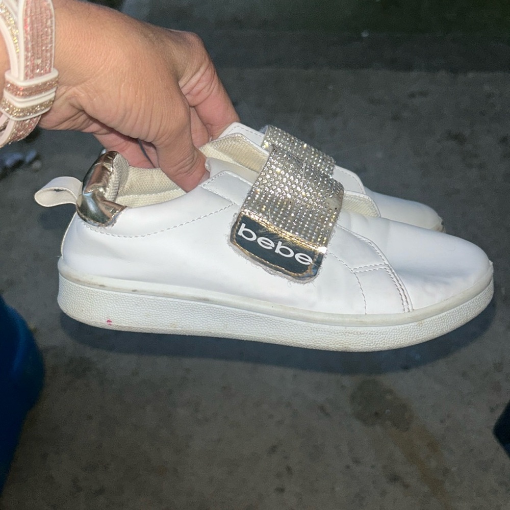 Girls dressy shoes sparkly white size US 12.